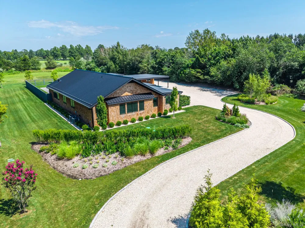 2050 Depot Lane Cutchogue, NY 11935