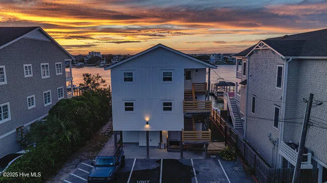 9 W Atlanta Street #3 Wrightsville Beach, NC 28480