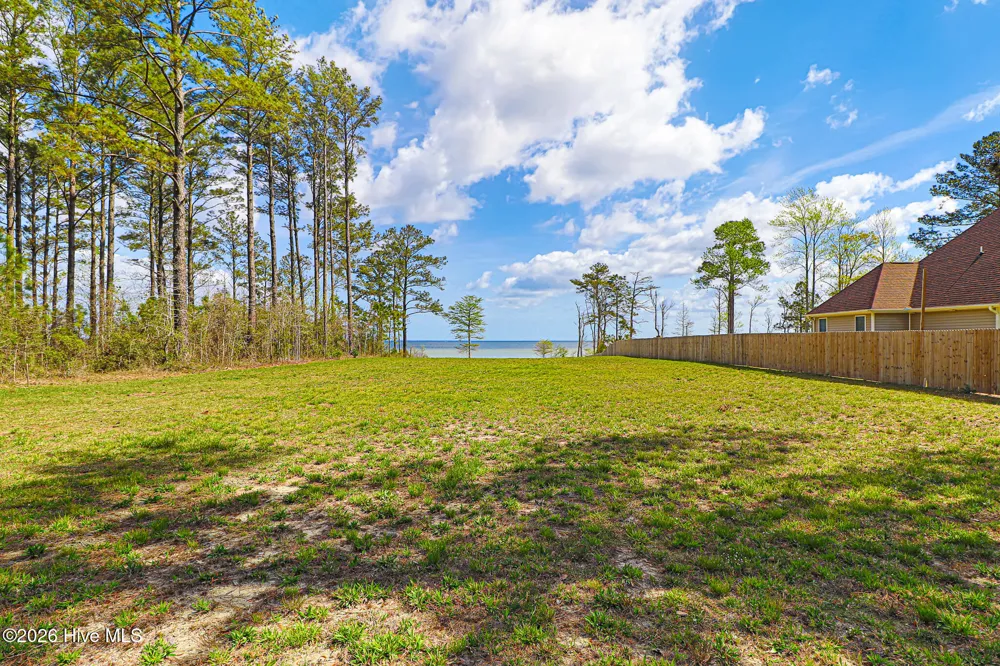 107 Cedarwood Drive Havelock, NC 28532