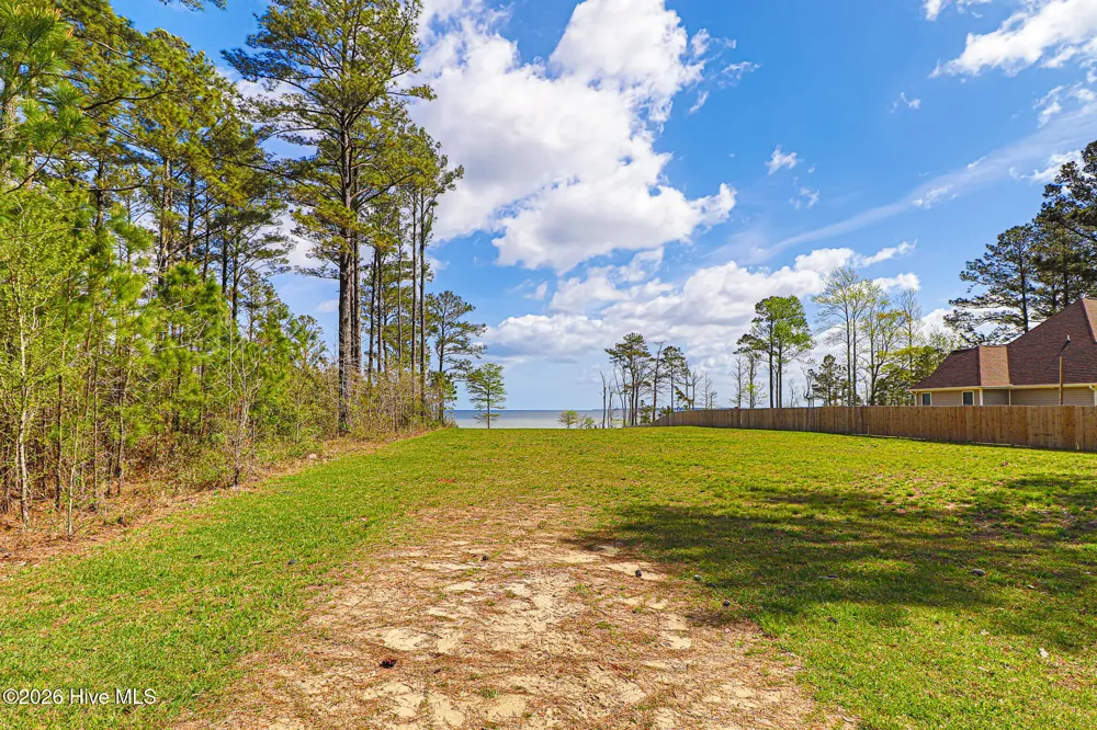 107 Cedarwood Drive Havelock, NC 28532