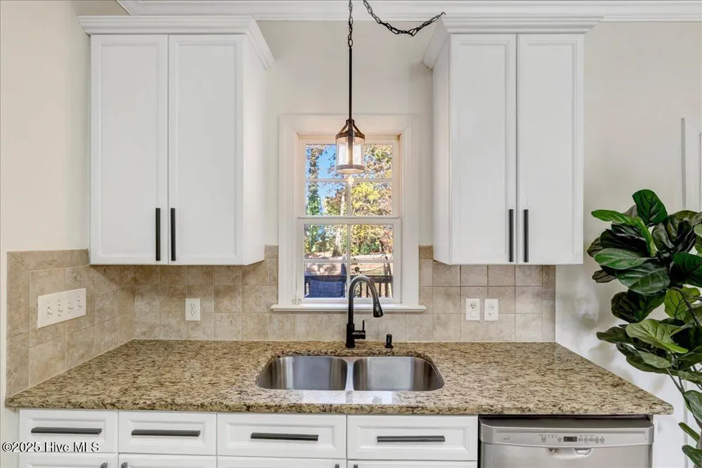 201 Sarazen Drive Clayton, NC 27527