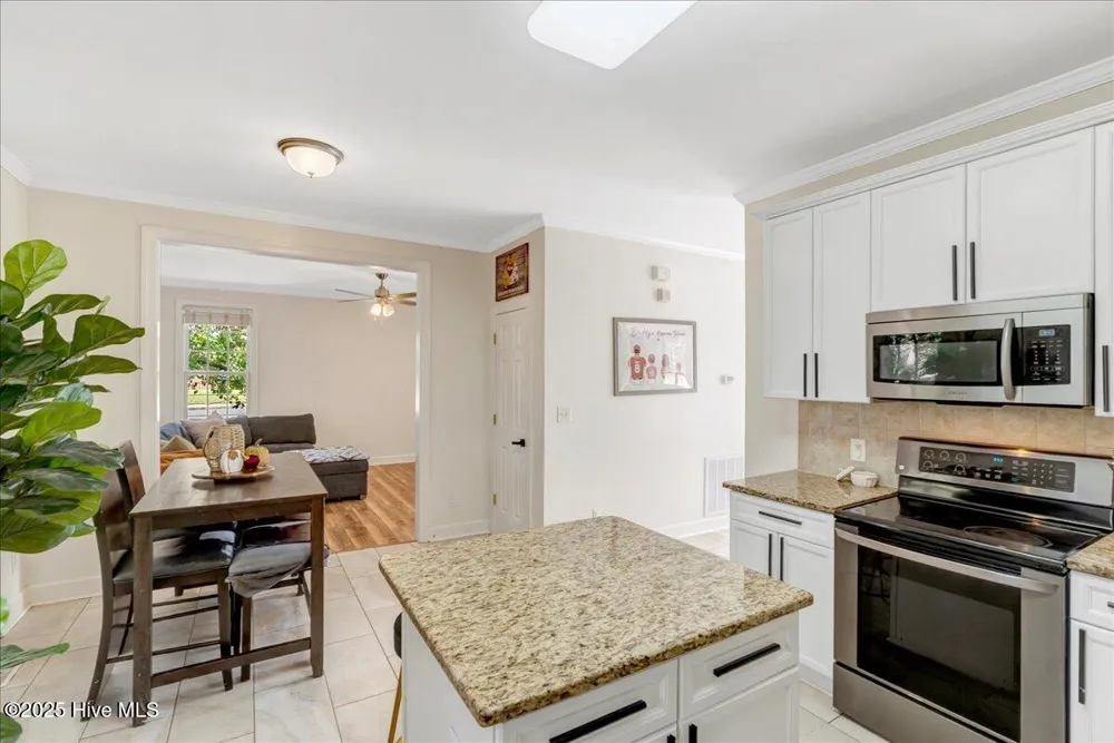 201 Sarazen Drive Clayton, NC 27527