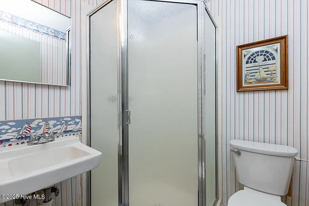 301 W Commerce Way #260 Atlantic Beach, NC 28512