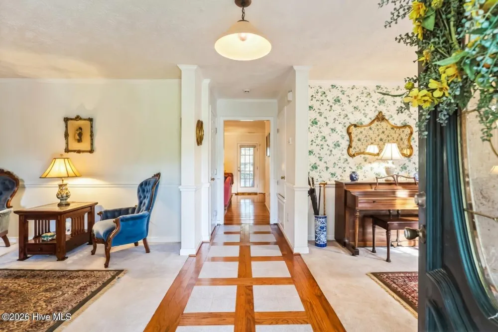 815 La Quinta Lane Hope Mills, NC 28348