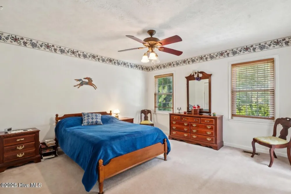 815 La Quinta Lane Hope Mills, NC 28348