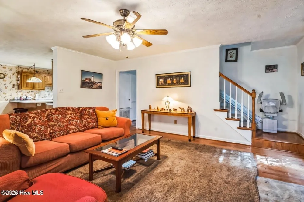815 La Quinta Lane Hope Mills, NC 28348