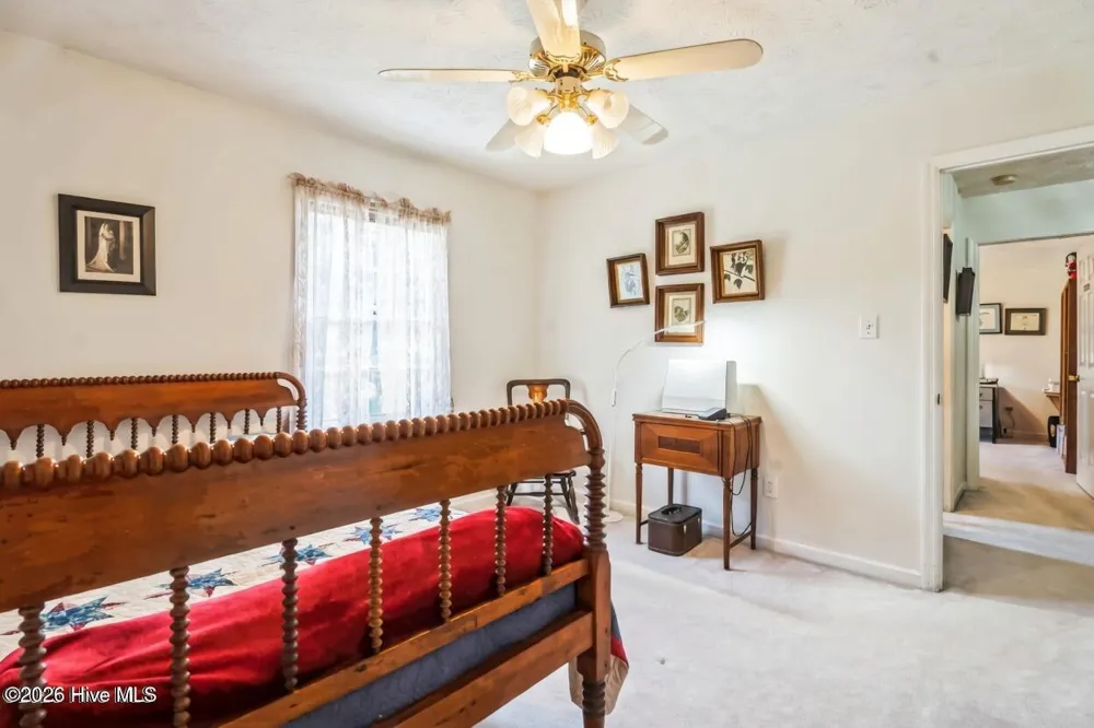 815 La Quinta Lane Hope Mills, NC 28348