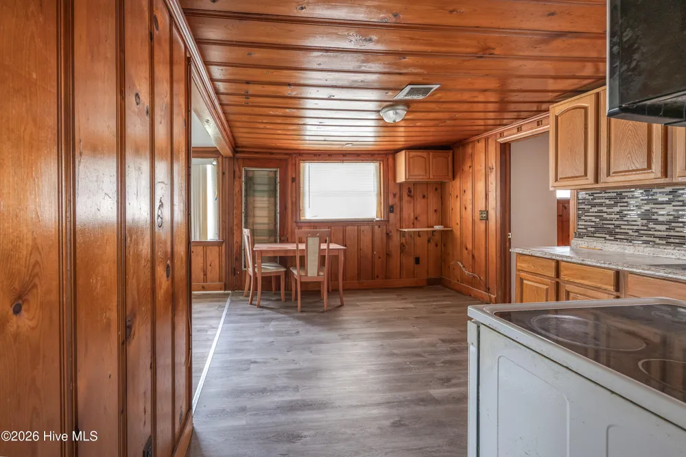 321 Church Avenue Garland, NC 28441