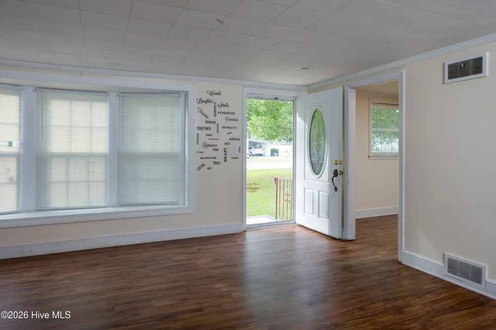 321 Church Avenue Garland, NC 28441