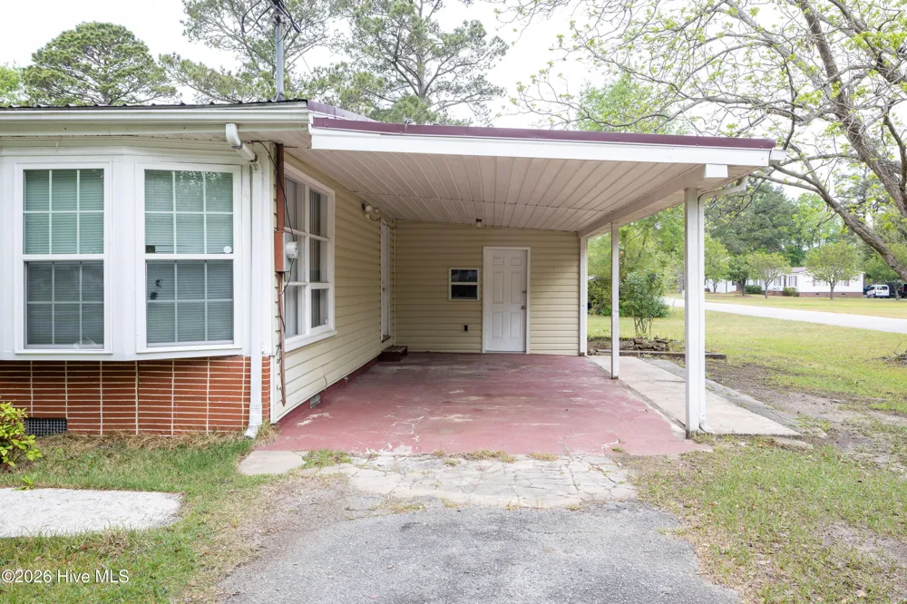 321 Church Avenue Garland, NC 28441