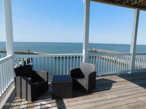 142 S Ferry Dock Road #C