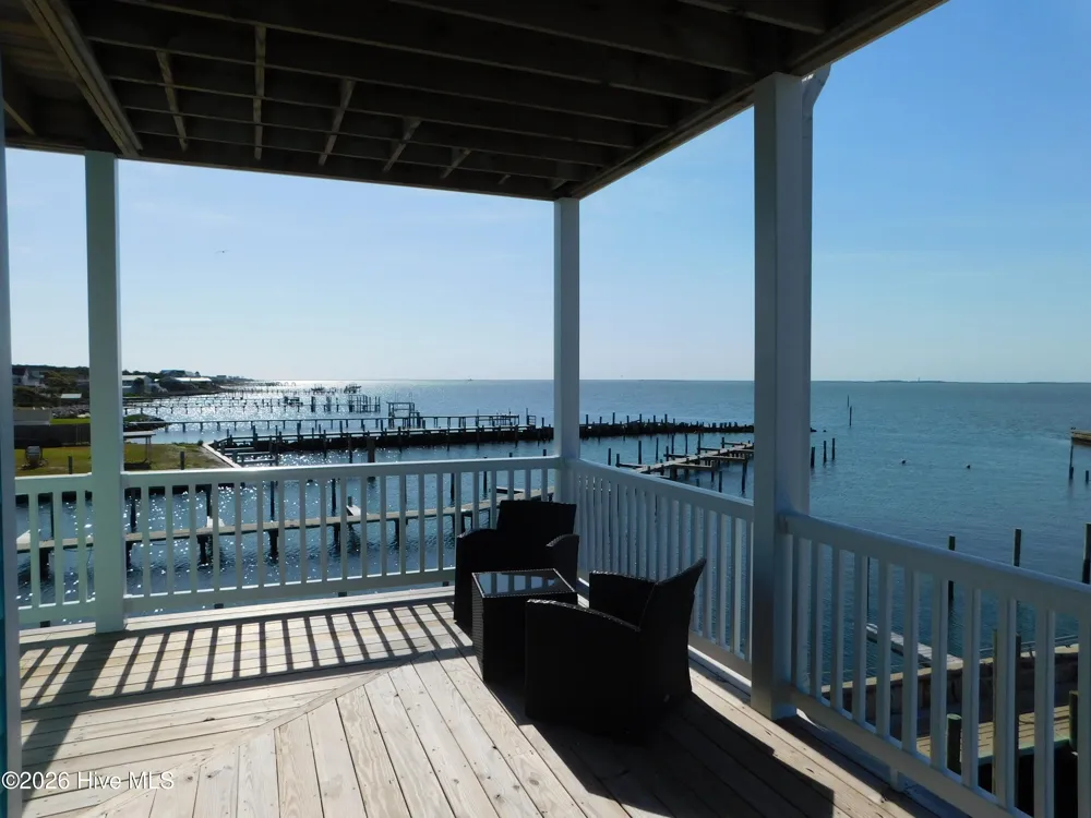 142 S Ferry Dock Road #C Harkers Island, NC 28531