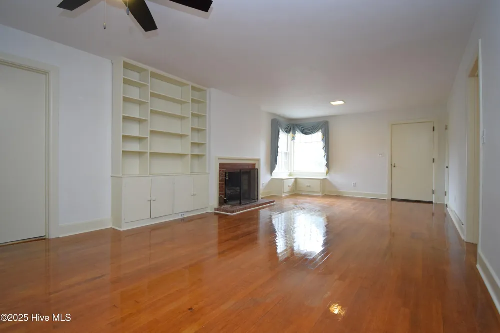 482 Snow Hill Street Ayden, NC 28513