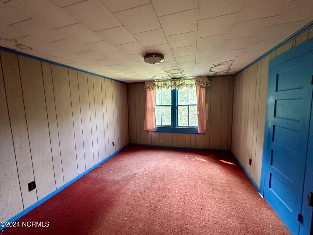 114 Rhodes Avenue Windsor, NC 27983