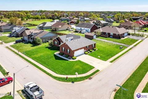 133 E Piedmont Drive