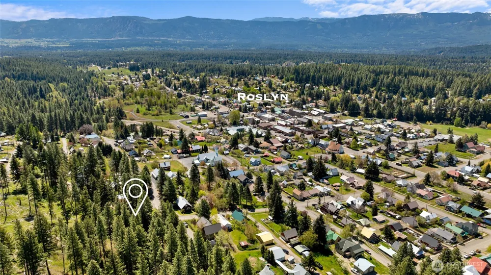 311 C STREET Roslyn, WA 98941