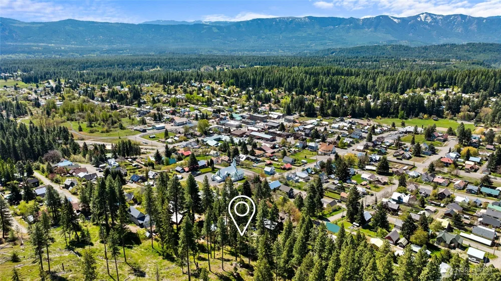311 C STREET Roslyn, WA 98941