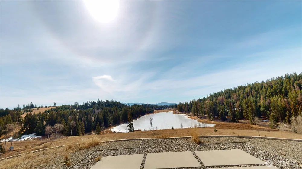 17 Teal Lake Road Oroville, WA 98844