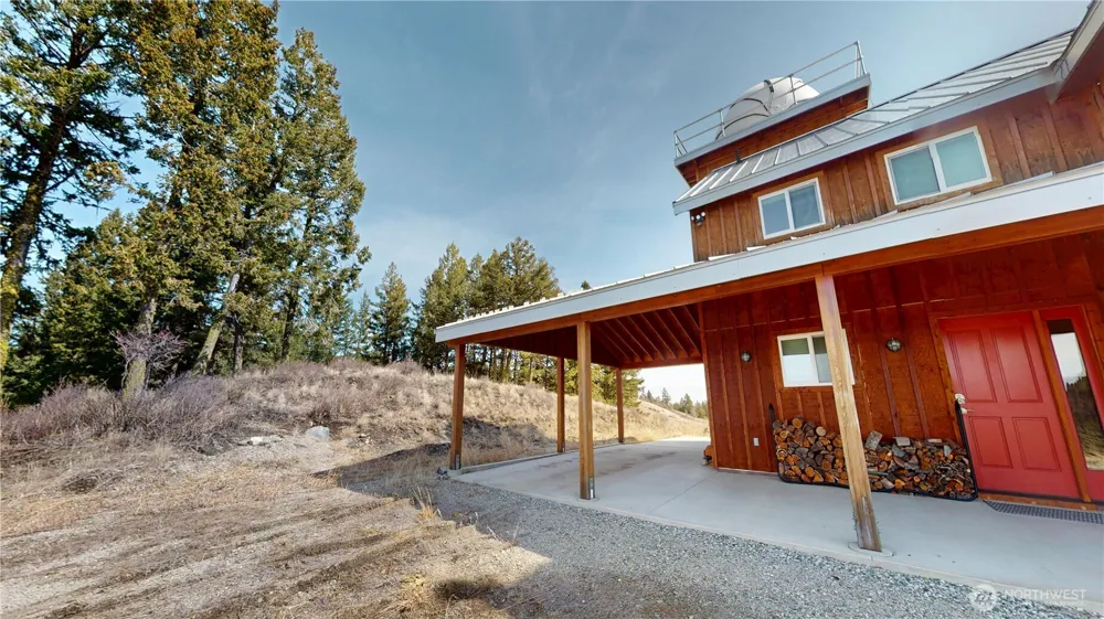 17 Teal Lake Road Oroville, WA 98844