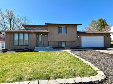 611 Hillcrest Circle Drive