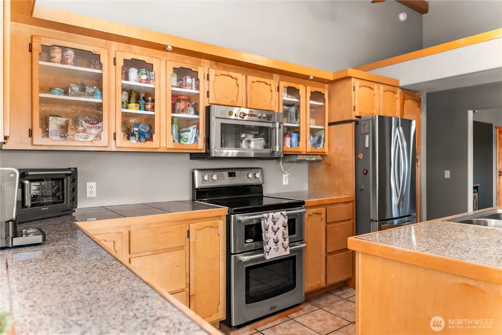 30 Tamarack Trail Oroville, WA 98844