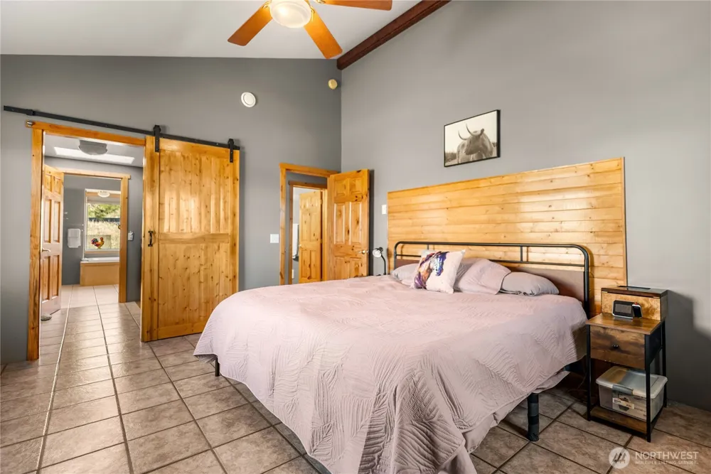 30 Tamarack Trail Oroville, WA 98844