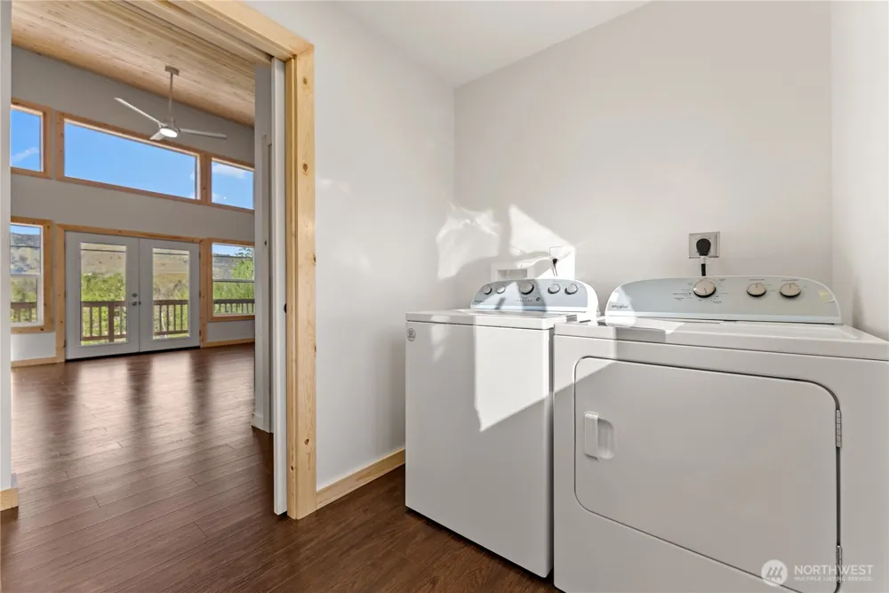 428 Castle Avenue Winthrop, WA 98862