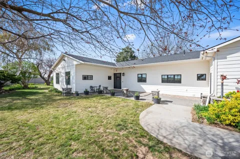 20272 RD 11 NW