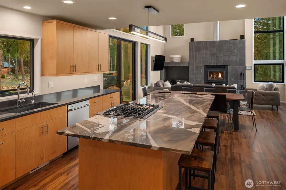 118 Burl Lane Packwood, WA 98361
