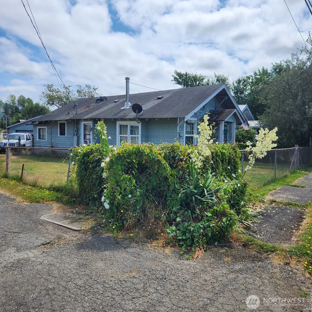 107 1st Street Morton, WA 98356
