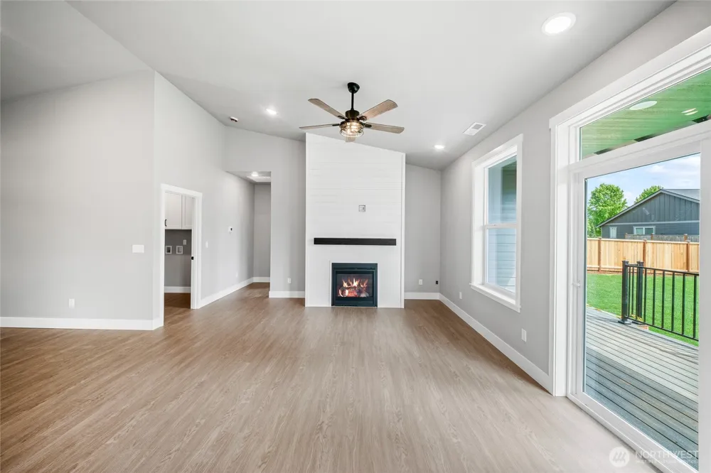103 Sequoia Lane Onalaska, WA 98570