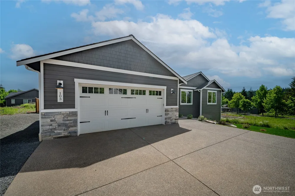 103 Sequoia Lane Onalaska, WA 98570