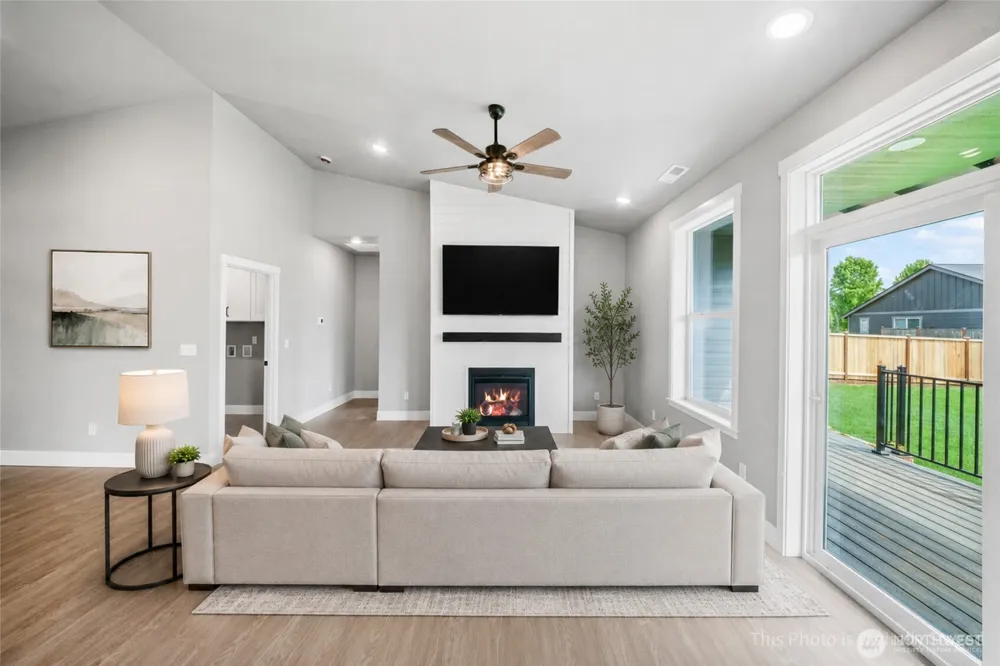 103 Sequoia Lane Onalaska, WA 98570