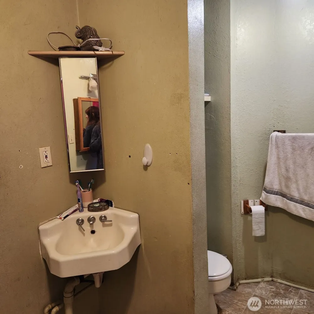252 4th Street Morton, WA 98356