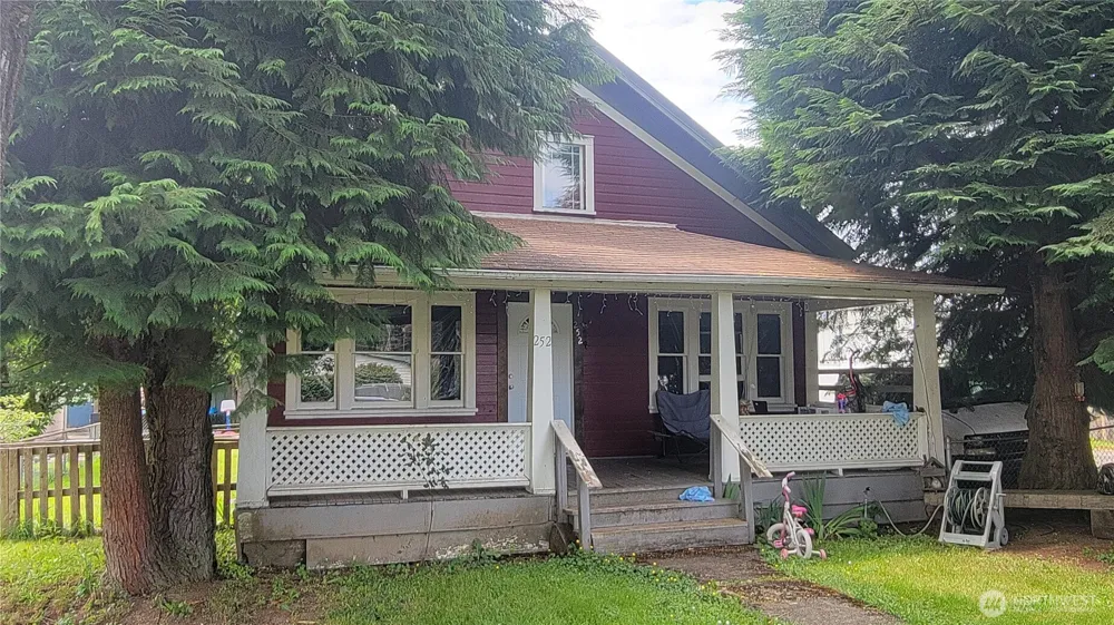 252 4th Street Morton, WA 98356
