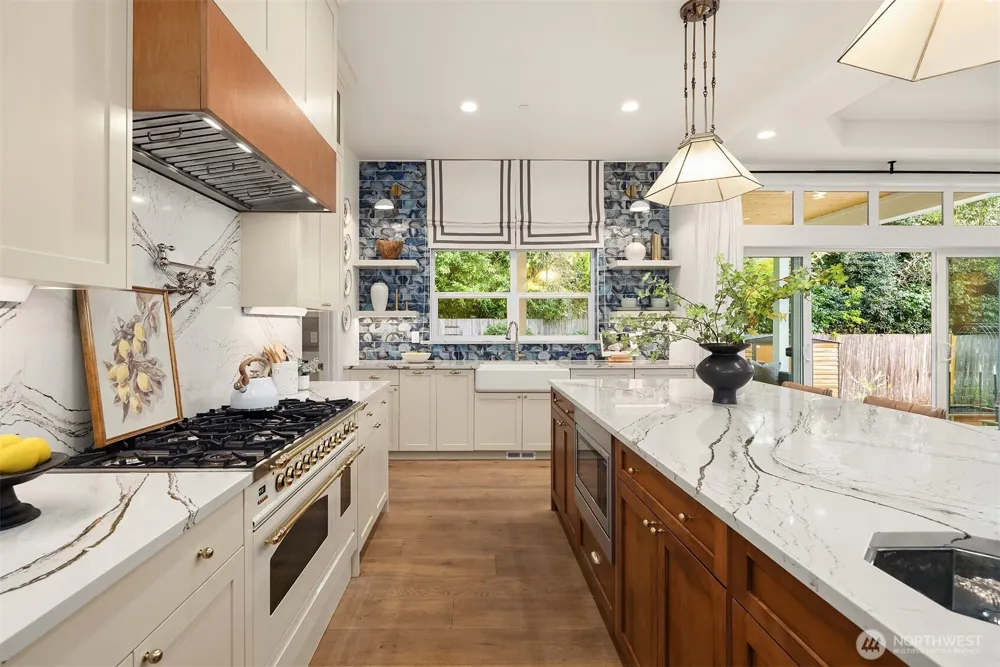 1024 91st Avenue NE Bellevue, WA 98004