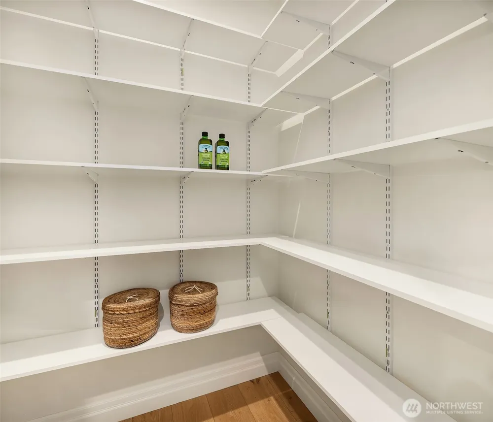 1024 91st Avenue NE Bellevue, WA 98004