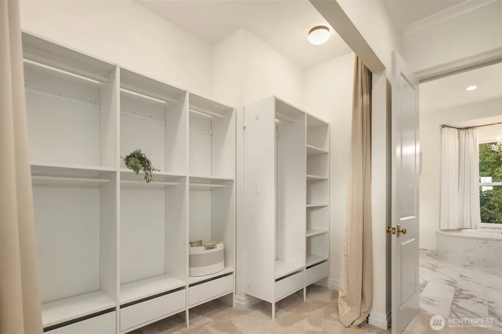 1024 91st Avenue NE Bellevue, WA 98004