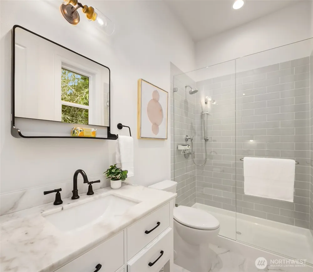 1024 91st Avenue NE Bellevue, WA 98004