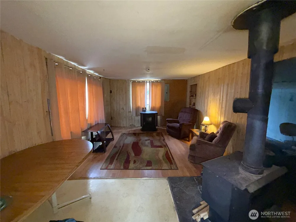 7 Hazel Lane Republic, WA 99166