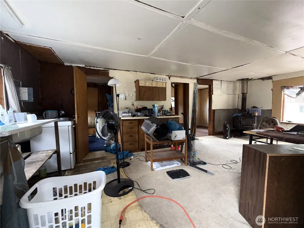 7 Hazel Lane Republic, WA 99166