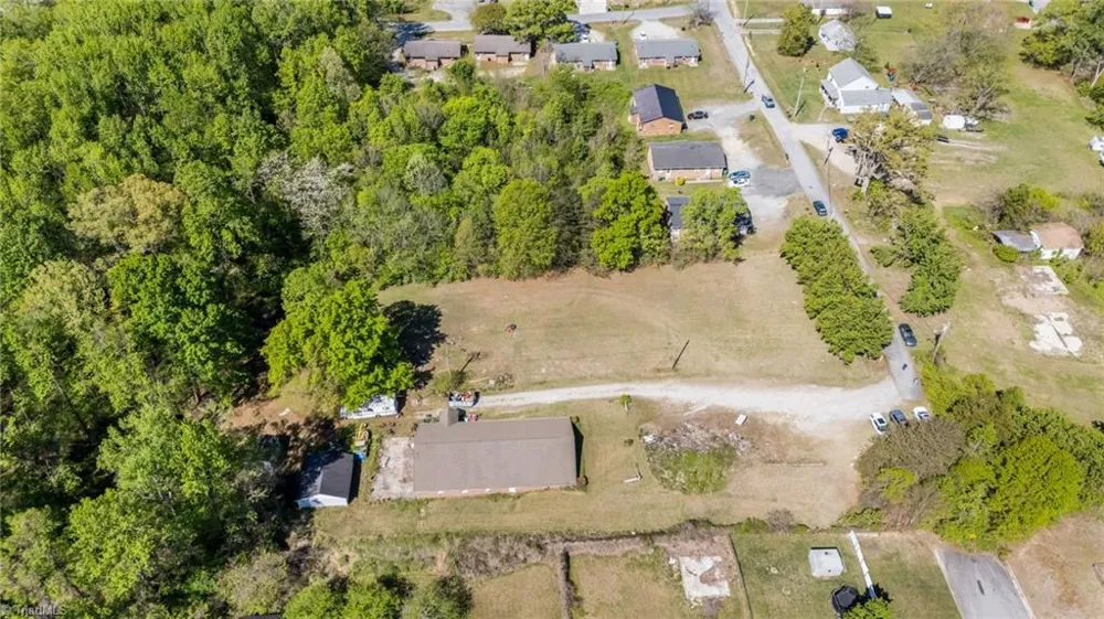 1010/1012 Gaines Avenue High Point, NC 27263