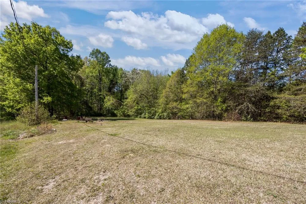 1010/1012 Gaines Avenue High Point, NC 27263