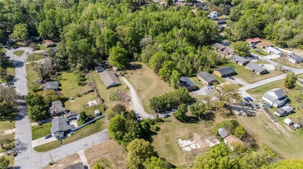 1010/1012 Gaines Avenue High Point, NC 27263