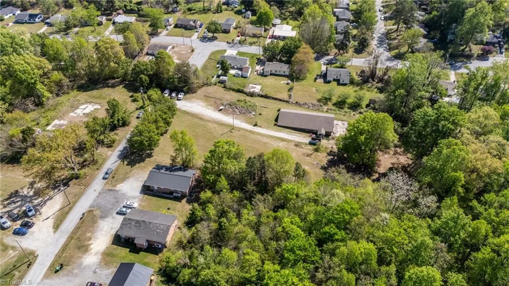 1010/1012 Gaines Avenue High Point, NC 27263