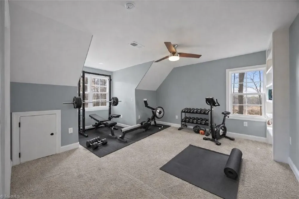 7389 Plunkett Road Belews Creek, NC 27009