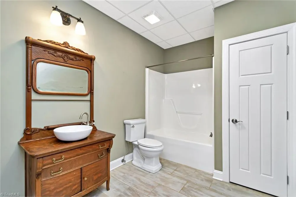 3814 Sparta Road North Wilkesboro, NC 28659