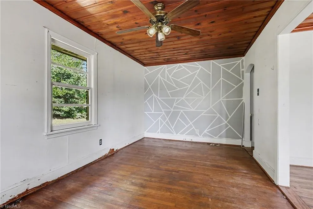 5099 NC Highway 89 Walnut Cove, NC 27052