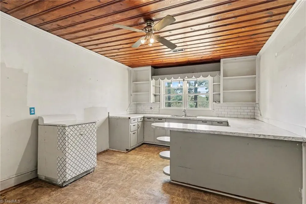 5099 NC Highway 89 Walnut Cove, NC 27052