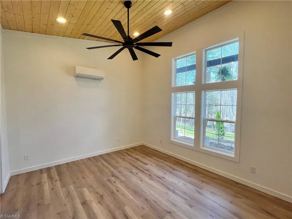 3270 Fries Road Galax, VA 24333